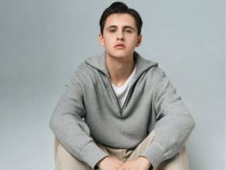 Jefrey_Carter live webcam thumbnail