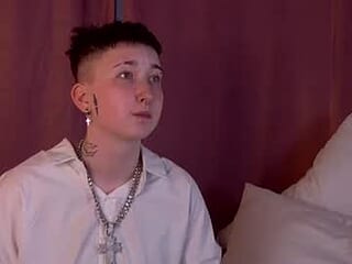 jean_diamond live webcam thumbnail