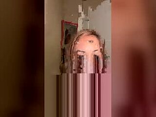 jennifer2nasty live webcam thumbnail