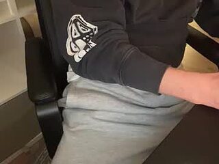 jensjizzz live webcam thumbnail