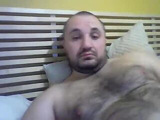 jeremytoulouse33 live webcam thumbnail