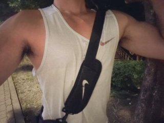 jerkoffhunk live webcam thumbnail