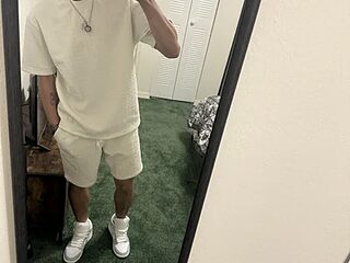 jesus-31 live webcam thumbnail