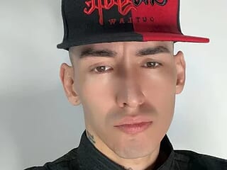 jhonatanhotx live webcam thumbnail