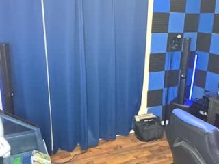 jizzyblue live webcam thumbnail