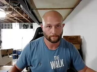 jjtoohardholly live webcam thumbnail