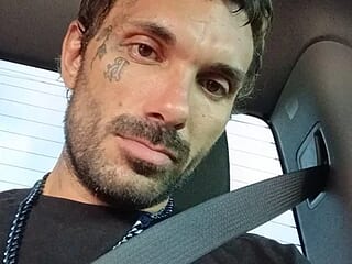 JohnyLayne live webcam thumbnail