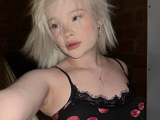 JoleneDorow live webcam thumbnail
