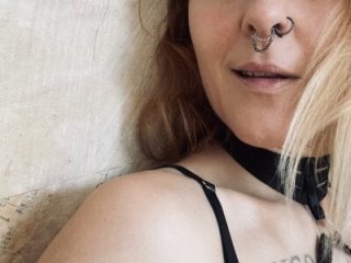 Jolene_Fuego live webcam thumbnail