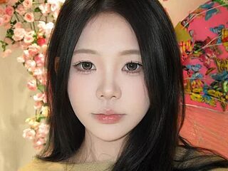 Jolie-22 live webcam thumbnail