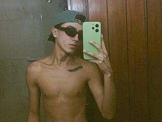 Jorge_hot_777 live webcam thumbnail