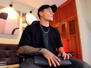 joan_soto live webcam thumbnail