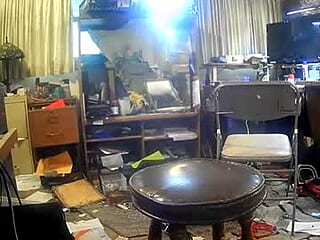 joeytonite live webcam thumbnail