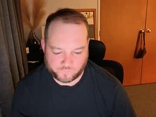 john_bear1 live webcam thumbnail