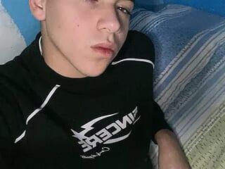 johnnisak live webcam thumbnail