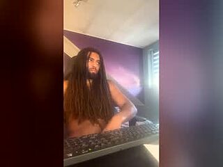 johnnorris071 live webcam thumbnail
