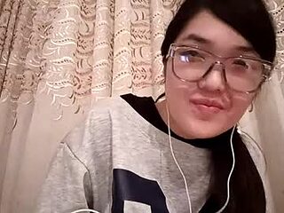 josephinepantle live webcam thumbnail