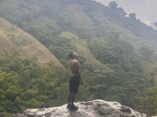 josh__val live webcam thumbnail