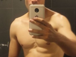 JUSTIN_WYATT live webcam thumbnail