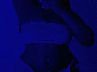 JuicyGoddessXO live webcam thumbnail