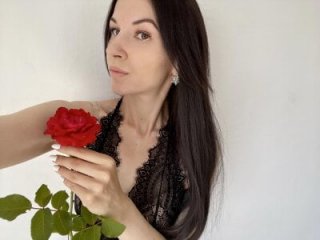 JuliaLovely live webcam thumbnail