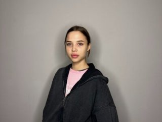 JunieTrippett live webcam thumbnail