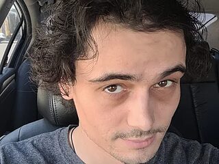 JustTylerr live webcam thumbnail