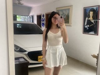 Just_Isaa live webcam thumbnail