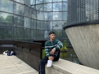 juan_stiven live webcam thumbnail
