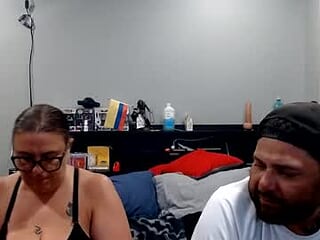 juiceepawwg420626 live webcam thumbnail