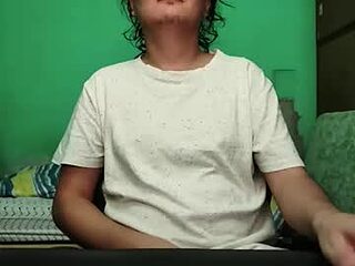 jujenioo live webcam thumbnail