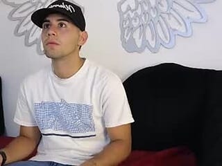 jules_qeen live webcam thumbnail