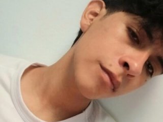 julian_xx live webcam thumbnail