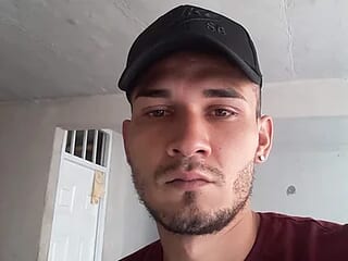 junior_926 live webcam thumbnail
