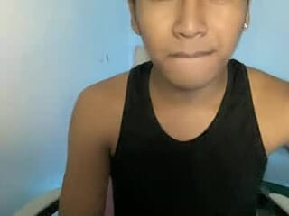 justcallme_chester live webcam thumbnail