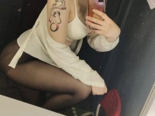 Kamala_Adele live webcam thumbnail