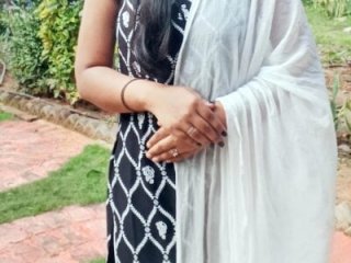 KannadaTamilSexyCouples live webcam thumbnail