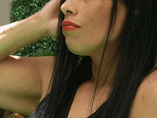 KarolVIPXXX live webcam thumbnail
