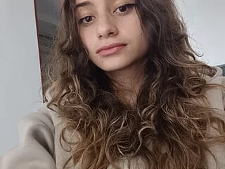 Katalina_Laurent live webcam thumbnail