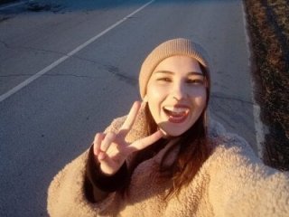 KateCahee live webcam thumbnail