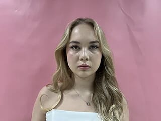 KatherineBergamine live webcam thumbnail