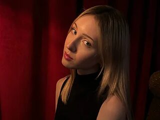 Kattie_Petite live webcam thumbnail