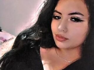 Katty_BDSM_ live webcam thumbnail
