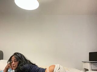 Katty_V live webcam thumbnail