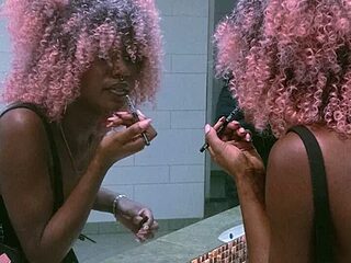 KatyBelle_ live webcam thumbnail