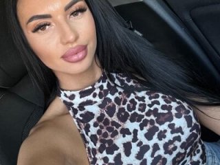 KaylaWild live webcam thumbnail