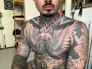kadmontattoo live webcam thumbnail