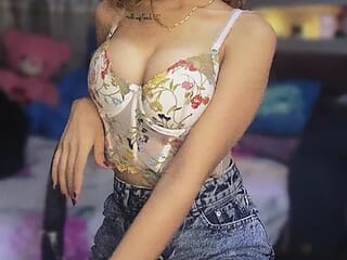 kaira_sharma2026 live webcam thumbnail