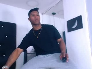 kalvin_jhones live webcam thumbnail