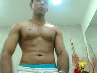 kami_black live webcam thumbnail